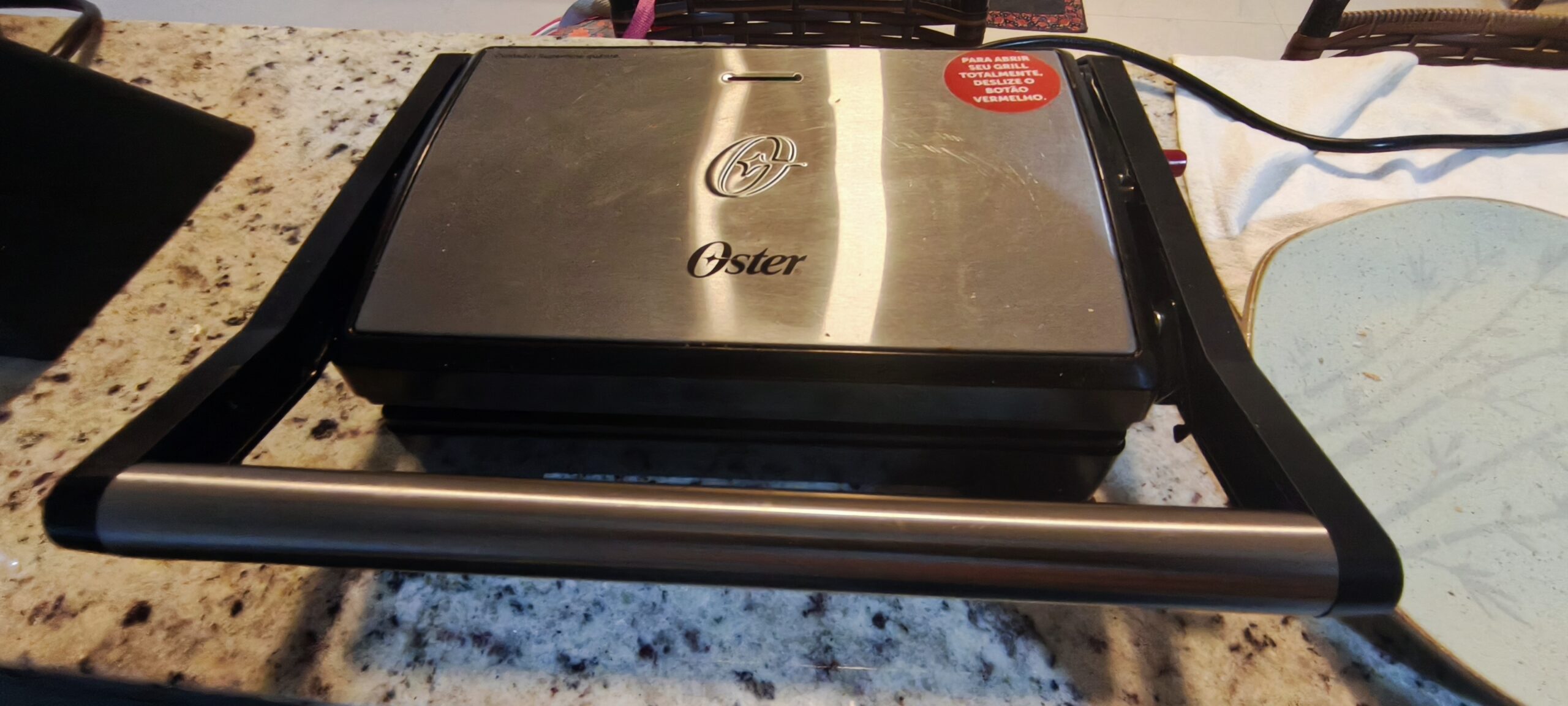 Detalhe do Micro-ondas Electrolux MI41S — Coisas do Hans